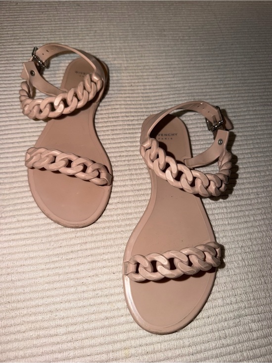 Givenchy Shoes - Givenchy Blush Pink Chain-Detail Flat Sandals